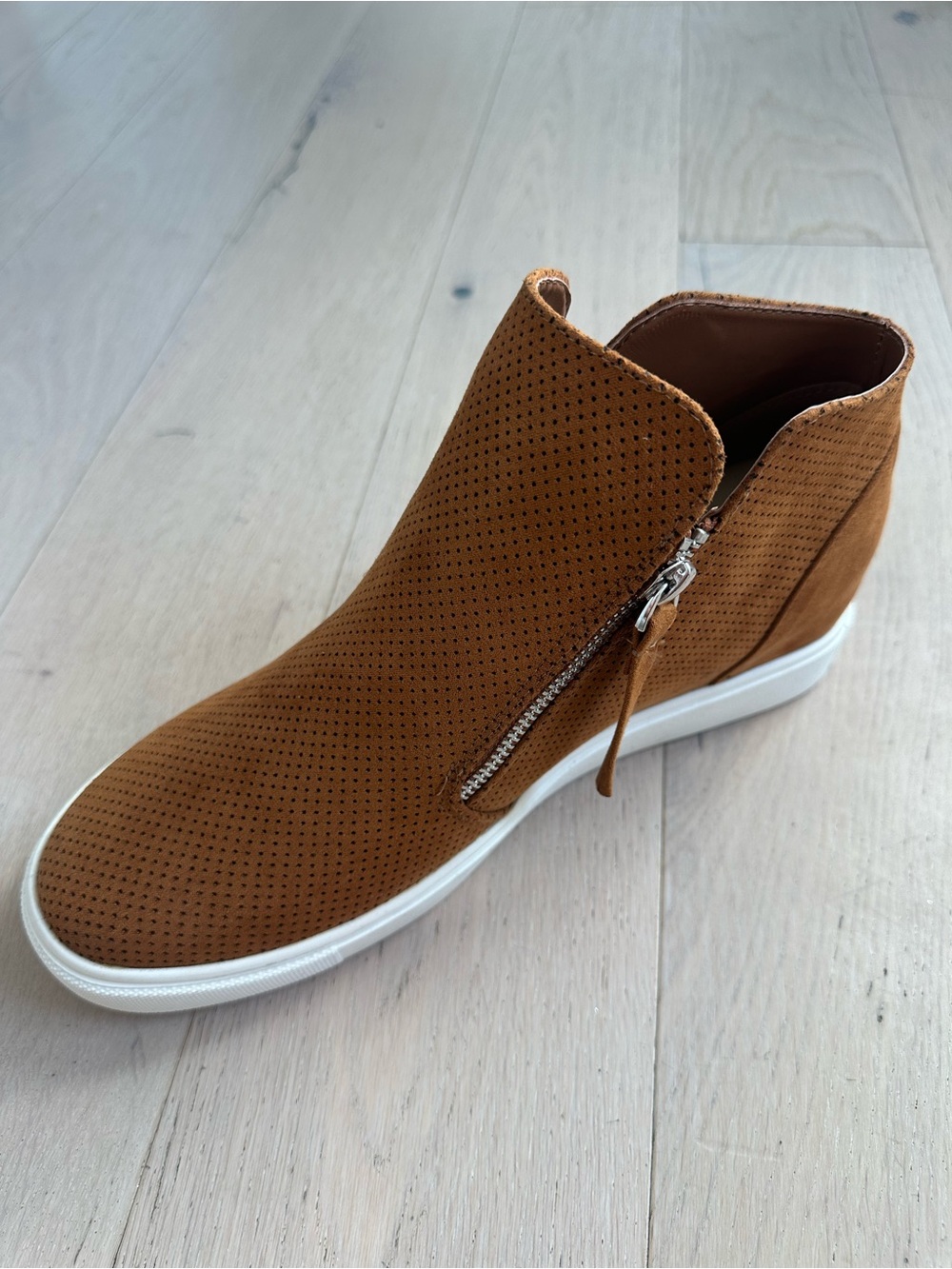 JustFab Sneakers